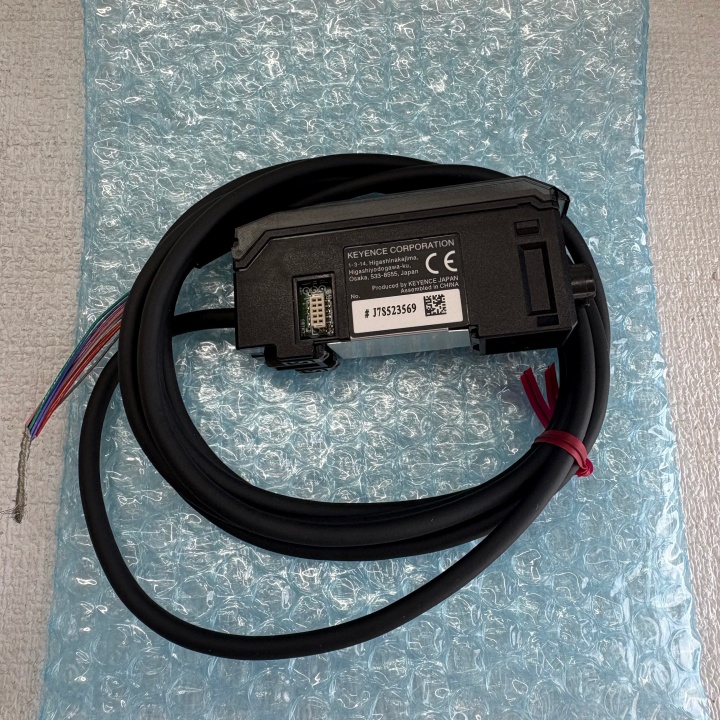 Keyence GT2-72N Laser Sensor - Image 3