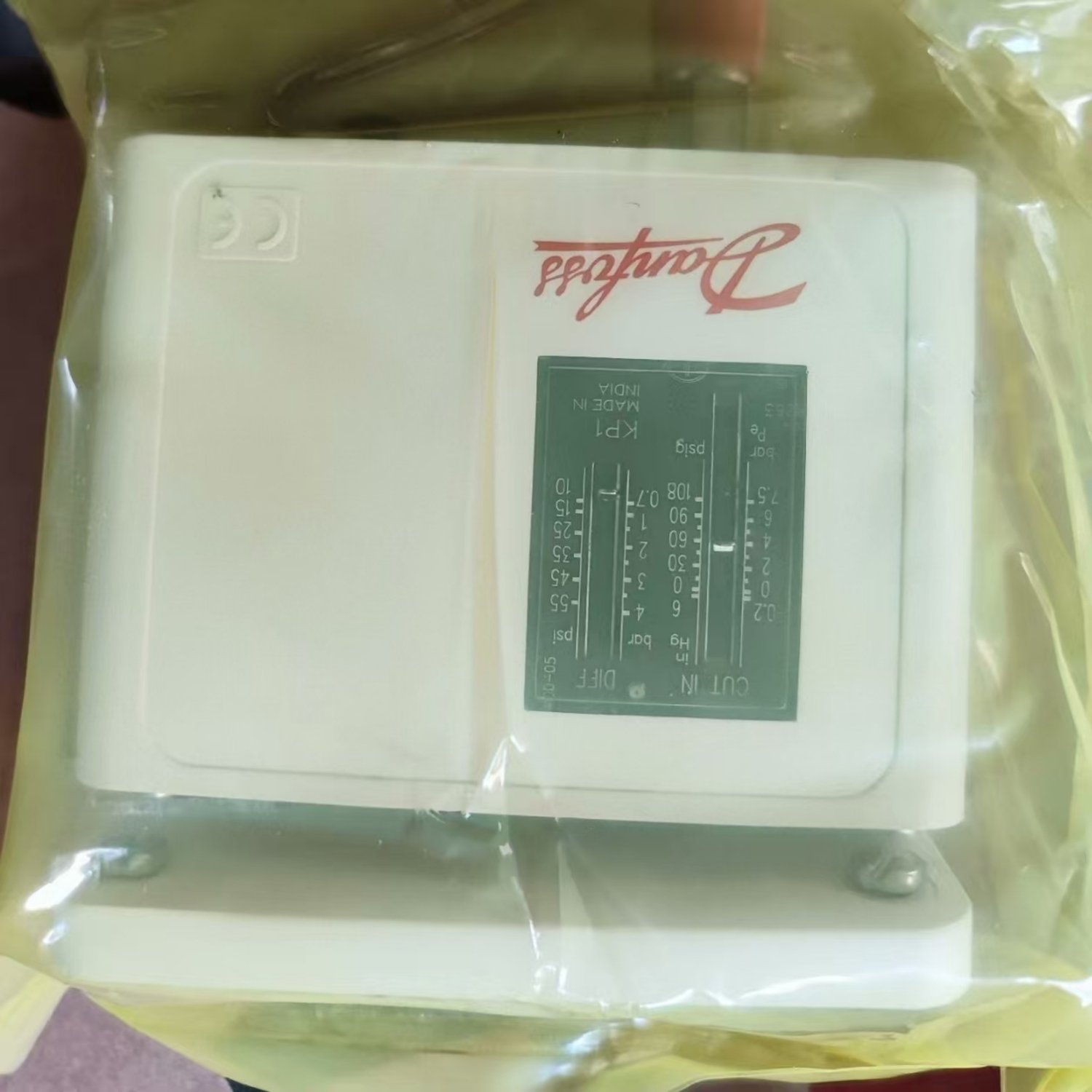 DANFOSS 060-110191 Low-Pressure Switch (KP1 Series) - Image 9