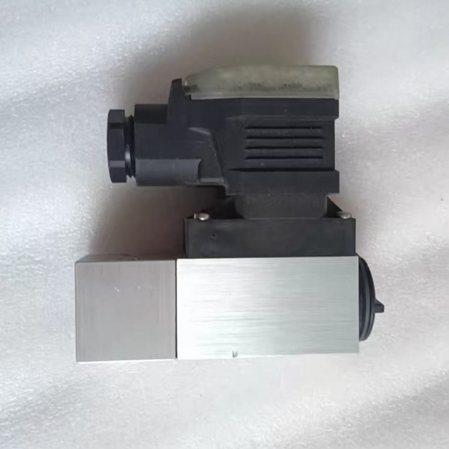 DANFOSS 061B110766 Block-Design Pressure Switch (MBC 5100 Series) - Image 3