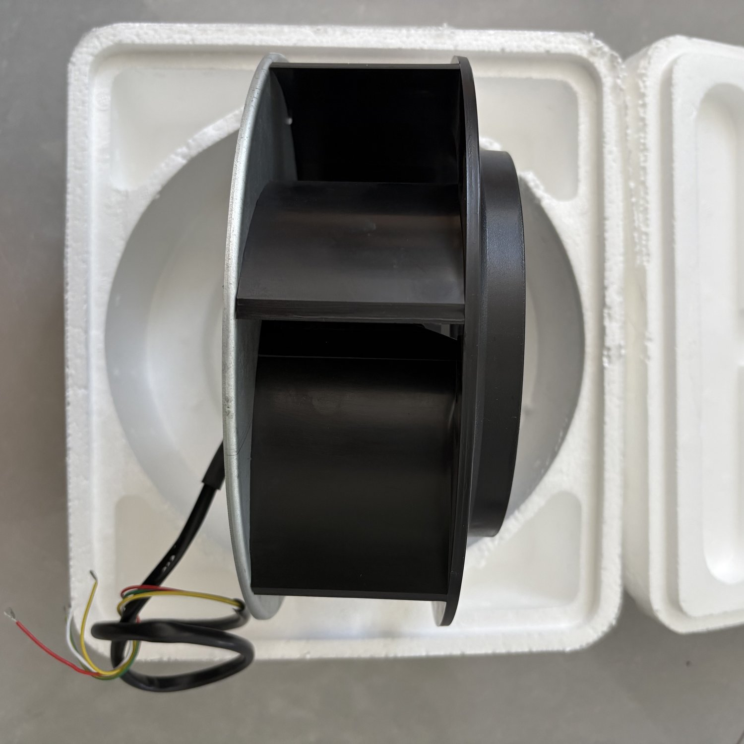 SOK MOTOR 225FHJ2WYS5-2T01 380V Centrifugal Cooling Fan (225FHJ Series) - Image 4