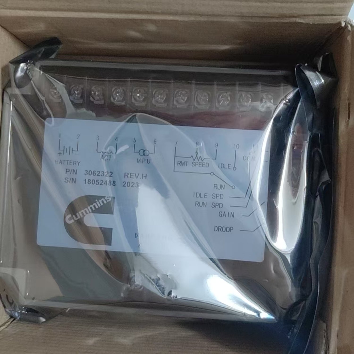 CUMMINS 3062322 Controller