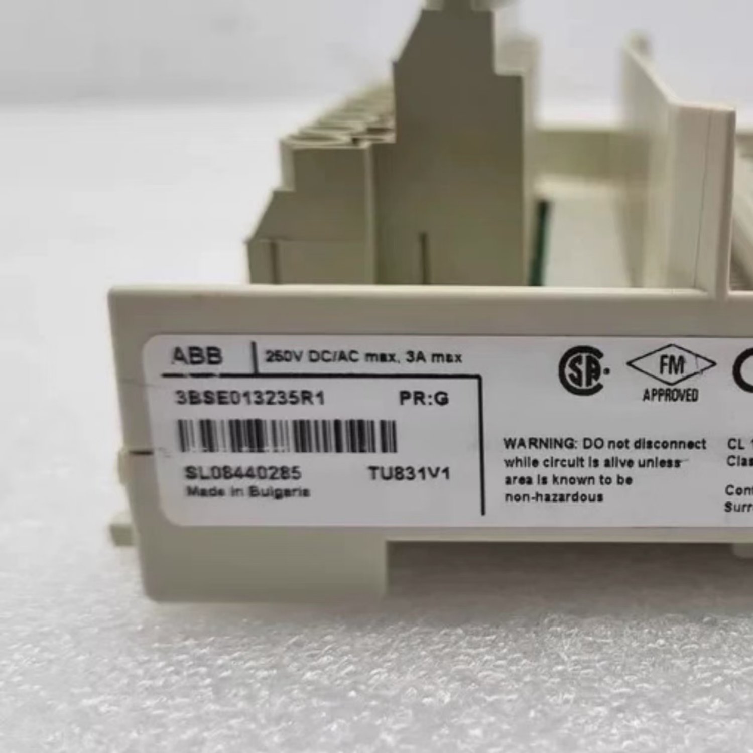 ABB 3BSE013235R1 TU831V1 Module Termination Unit (MTU) (S800 I/O) - Image 2