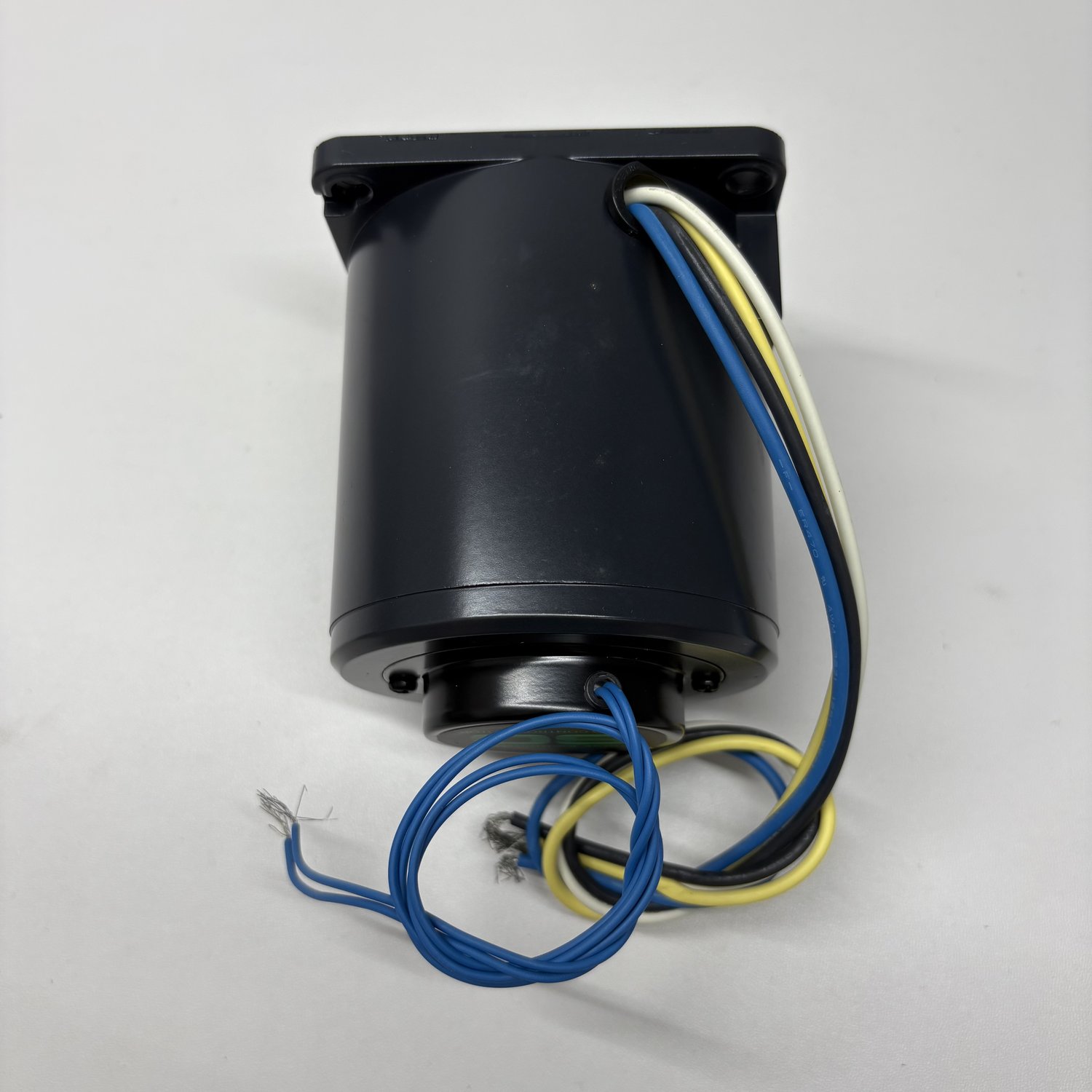 Oriental Motor 4IK25RGN-C AC Speed Control Motor (World K Series) - Image 3