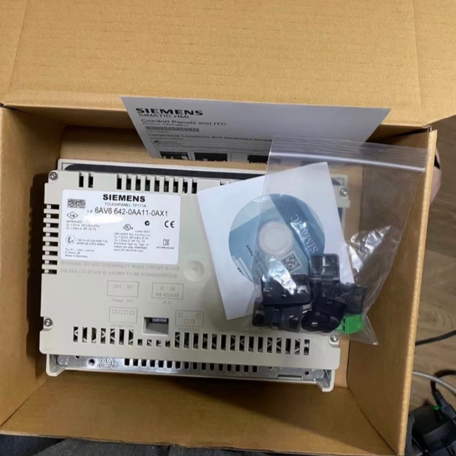 SIEMENS 6AV6642-0AA11-0AX1 Touch Panel (SIMATIC TP177A) - Image 3