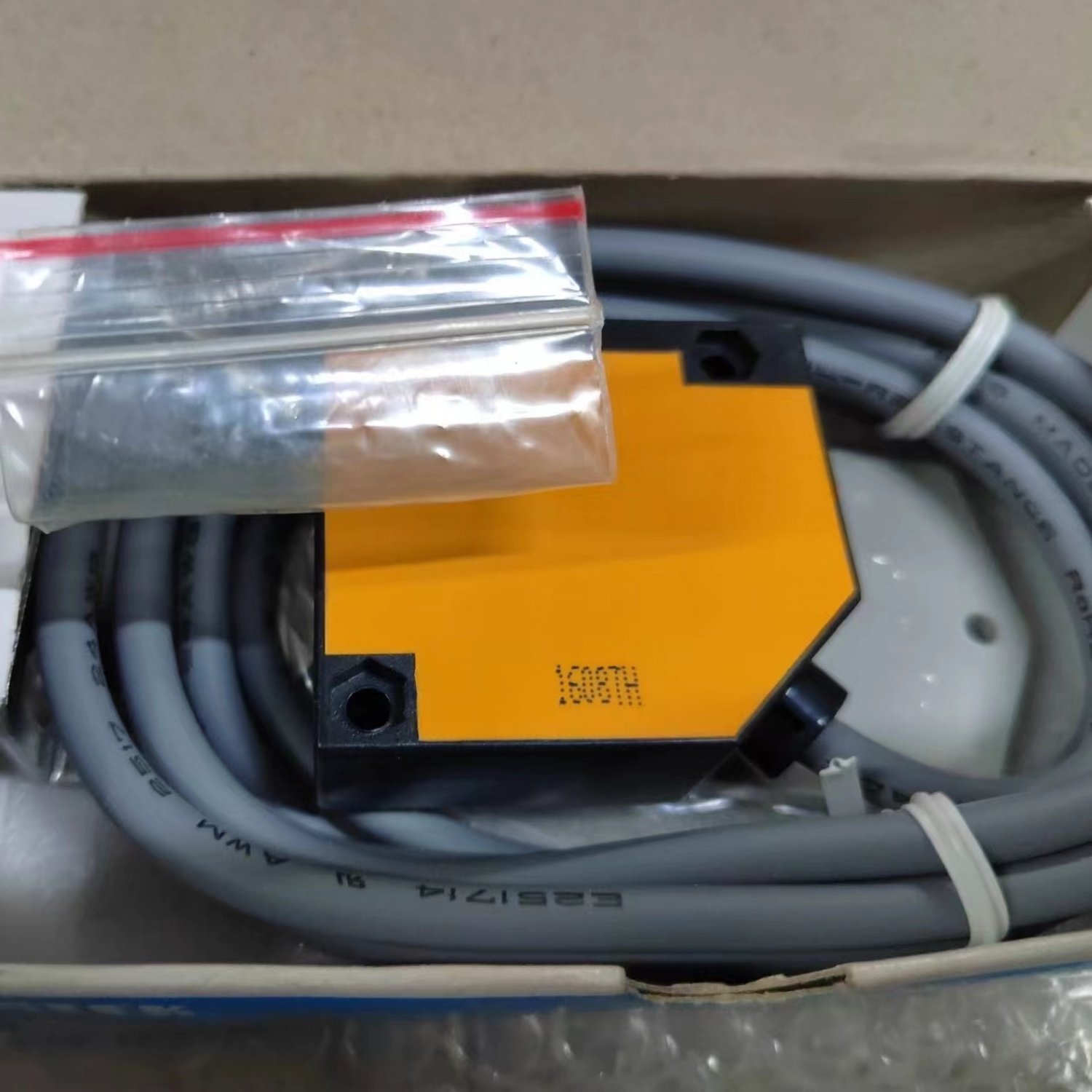FOTEK A3G-2MRS+MR-1 Photoelectric Sensor (A3 Series) - Image 3