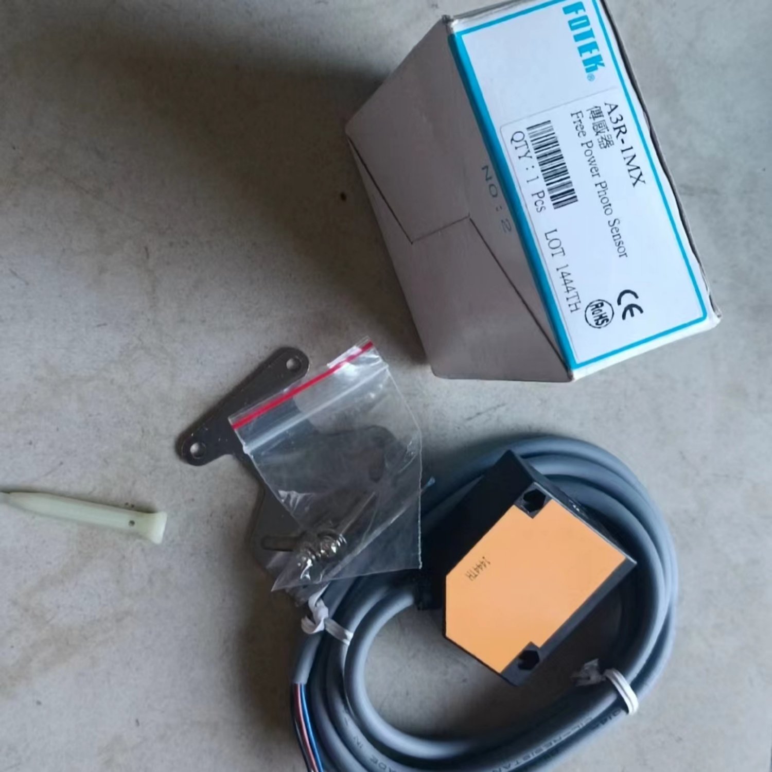 FOTEK A3R-1MX Photoelectric Sensor (A3 Series) - Image 3