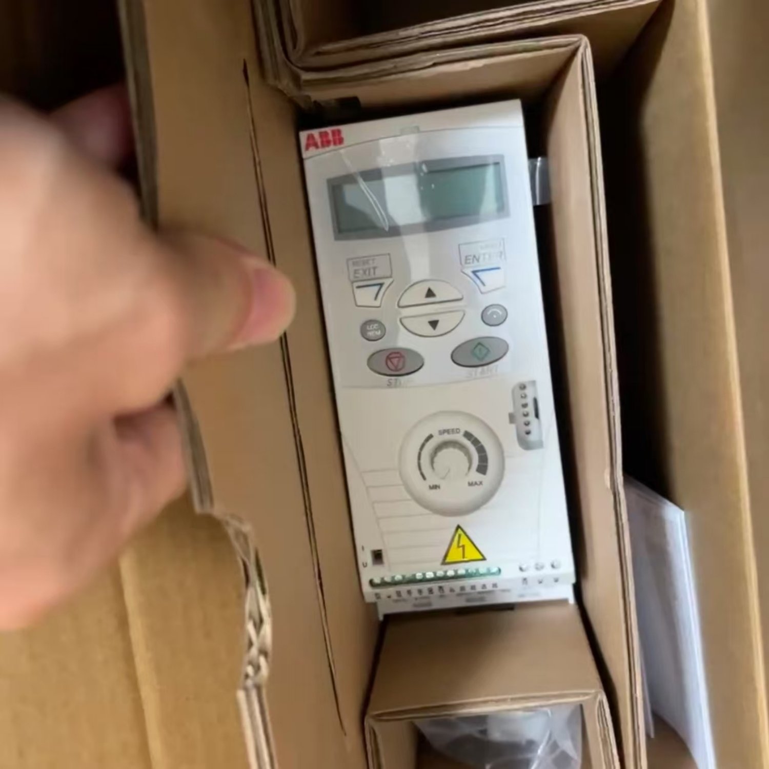 ABB ACS150-03E-05A6-4 Variable Frequency Drive (ACS150 Series) - Image 4