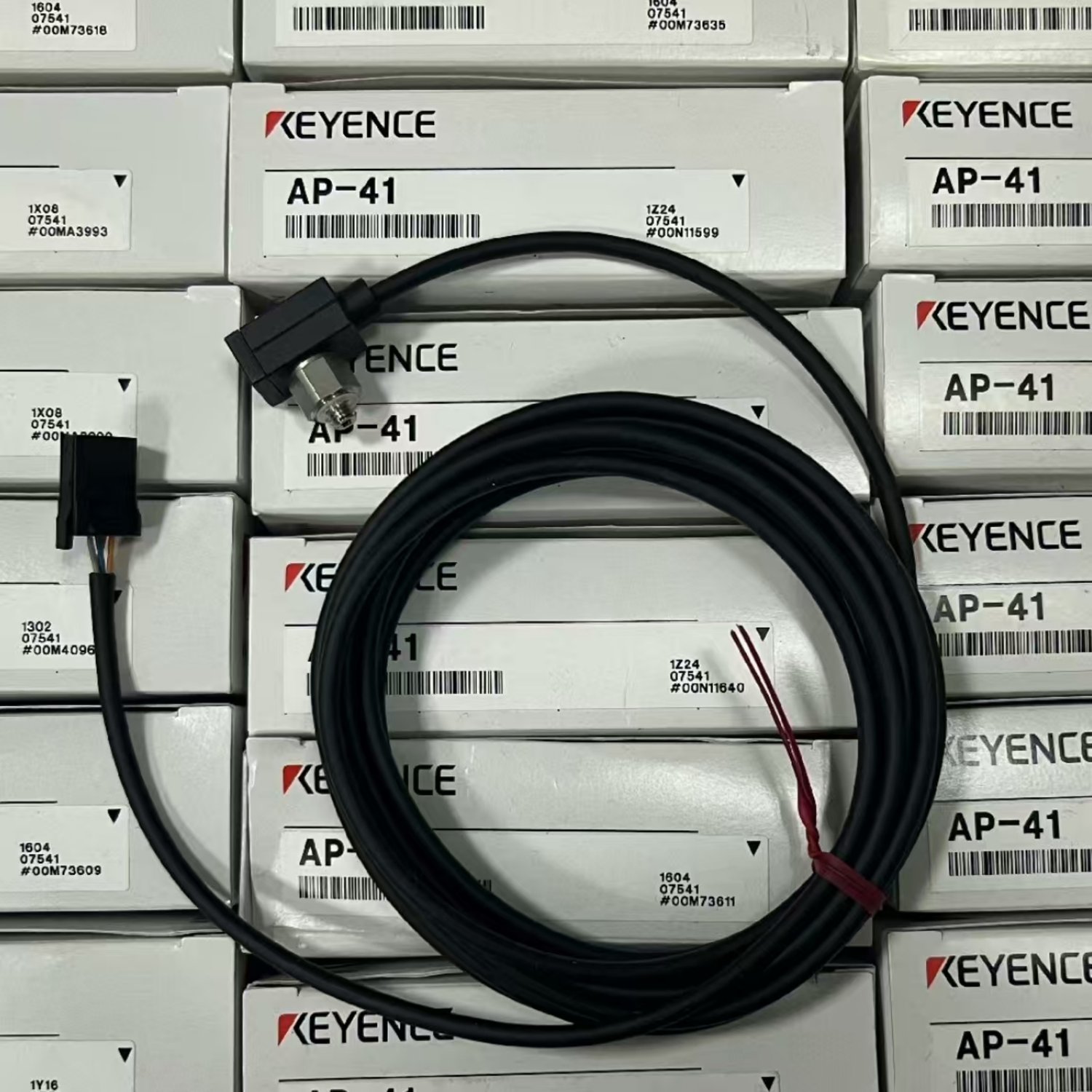 KEYENCE AP-41 Vacuum Sensor (AP Series) - Image 2