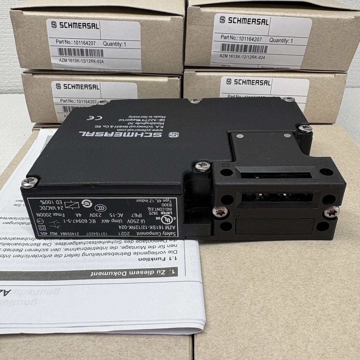 Schmersal AZM 161SK-12/12RK-024 Solenoid Safety Interlock Switch (AZM 161 Series) - Image 11