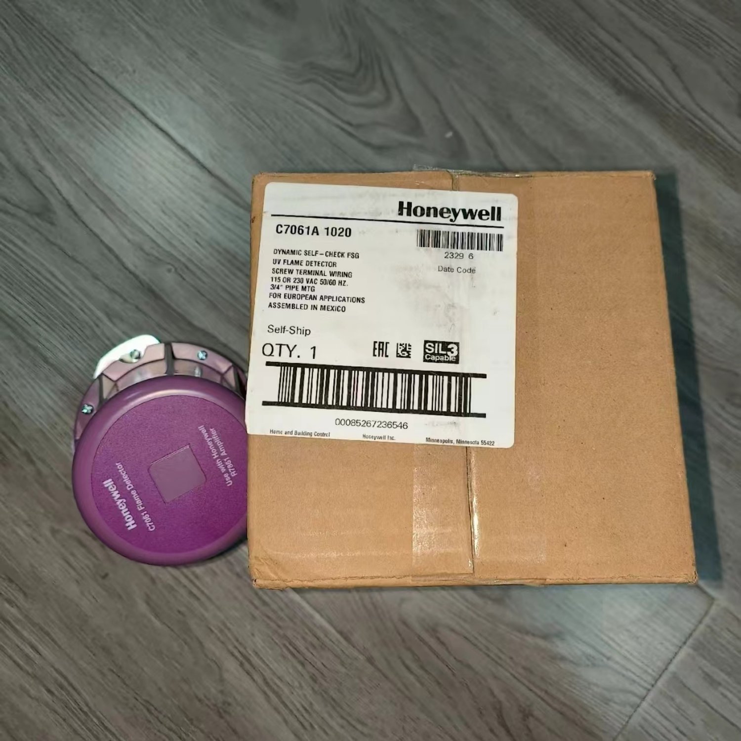HONEYWELL C7061A1020 Flame Detector (C7061) - Image 2