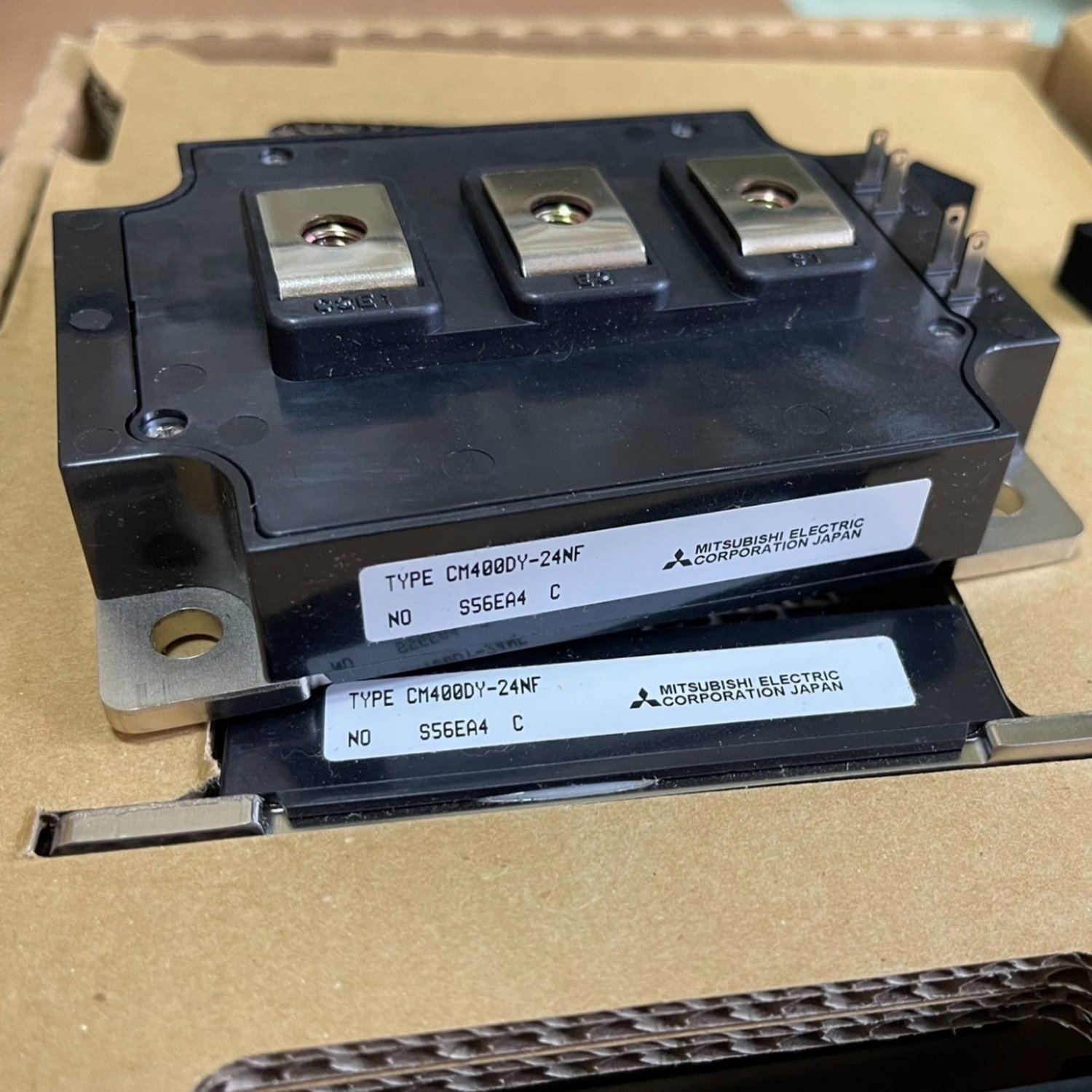CM400DY-24NF IGBT Module For MITSUBISHI