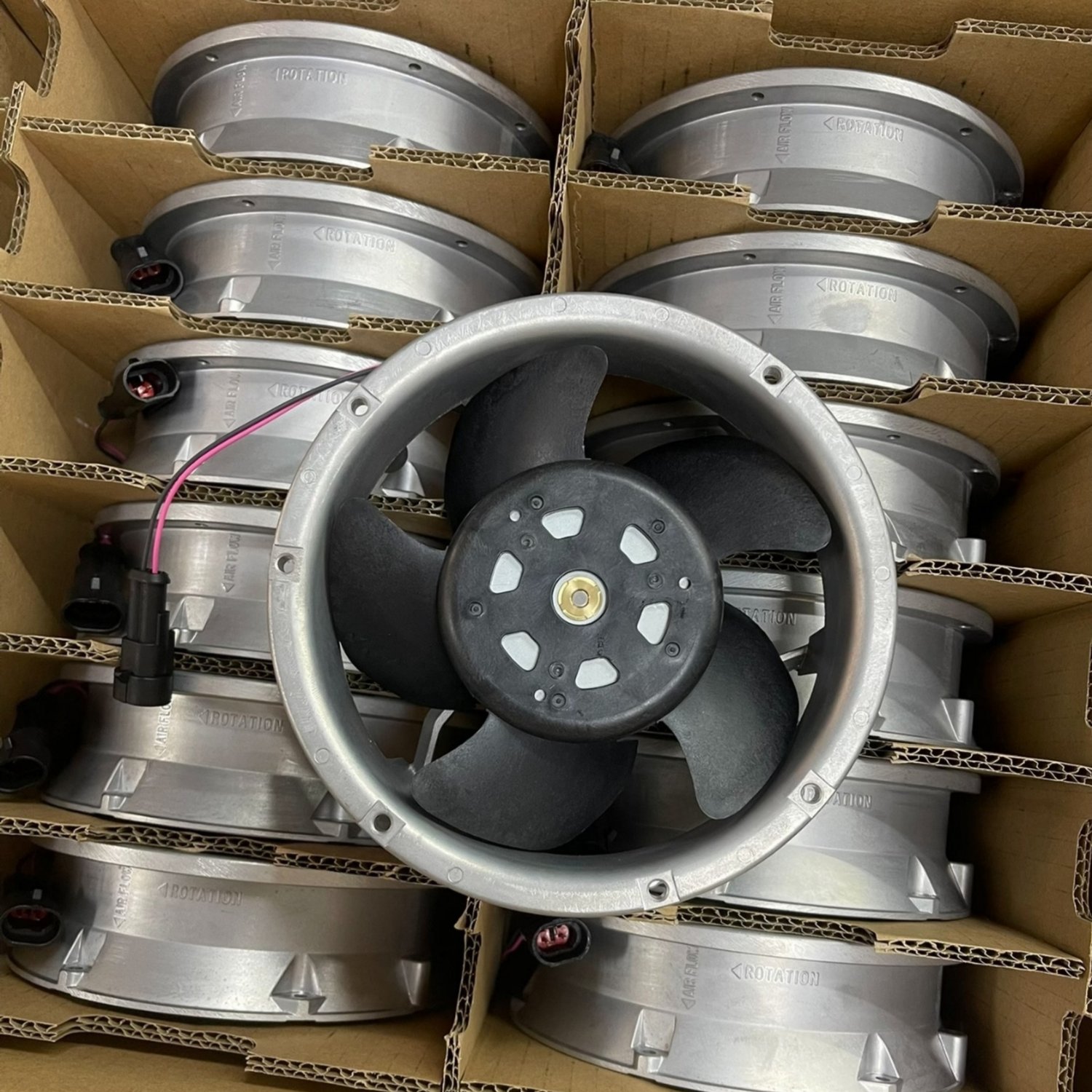 NIDEC D1751S24B6CZ-16 DC Axial Fan (Nidec Servo) - Image 6