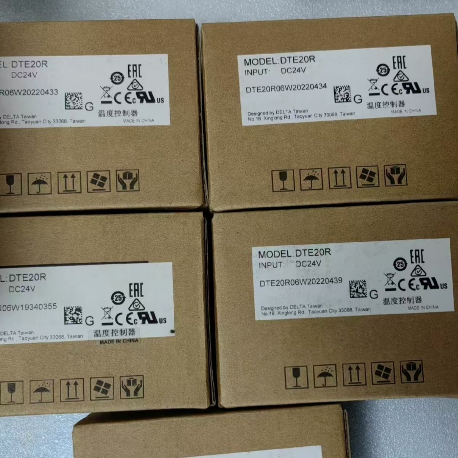 DELTA DTE20R Temperature Controller (DTE Series) - Image 5