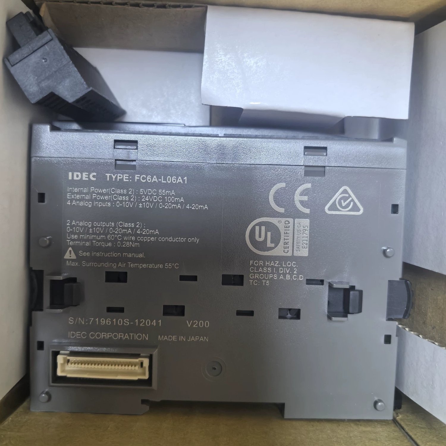 IDEC FC6A-L06A1 Analog Combo Module (MicroSmart FC6A) - Image 2