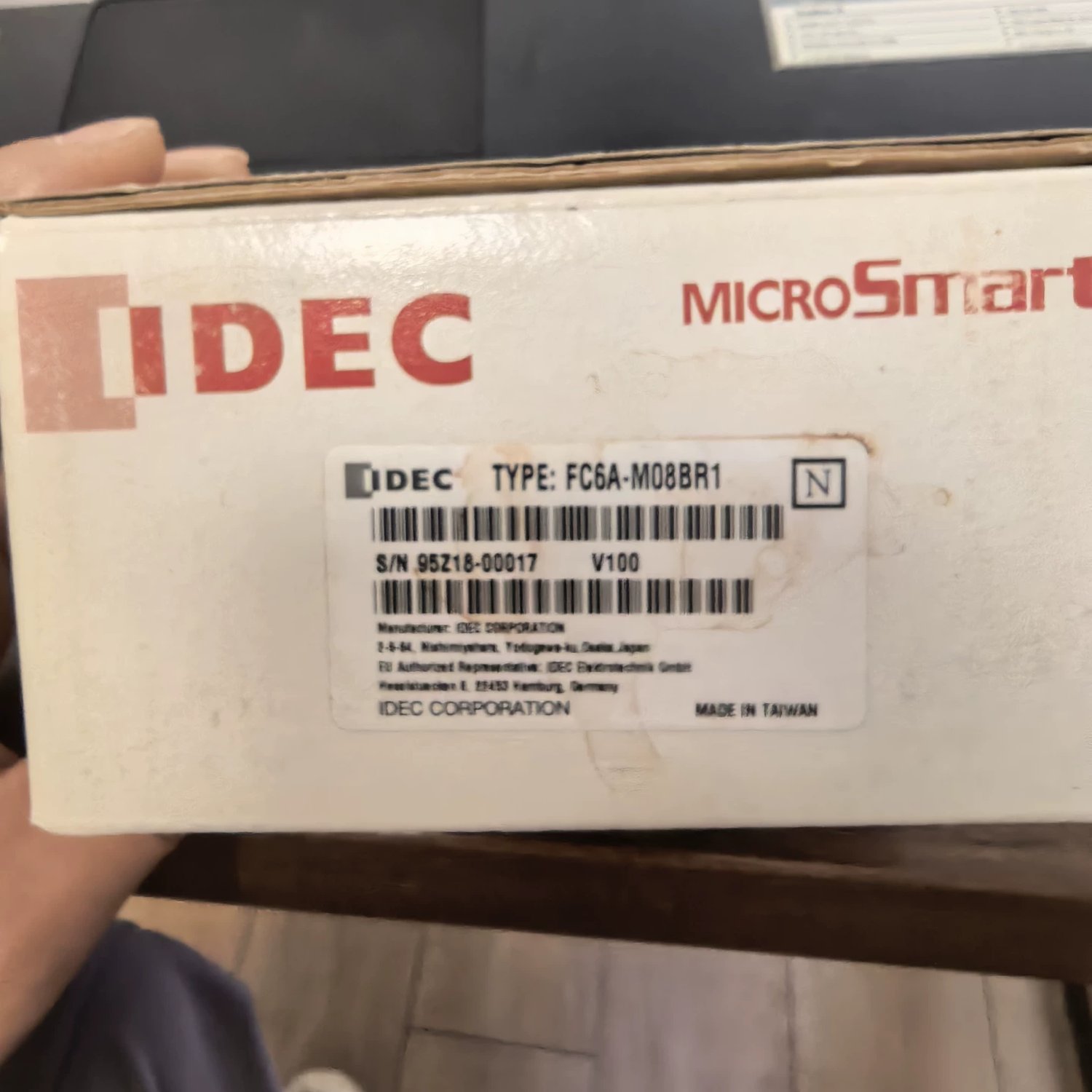 IDEC FC6A-M08BR1 Digital I/O Module (MicroSmart FC6A)