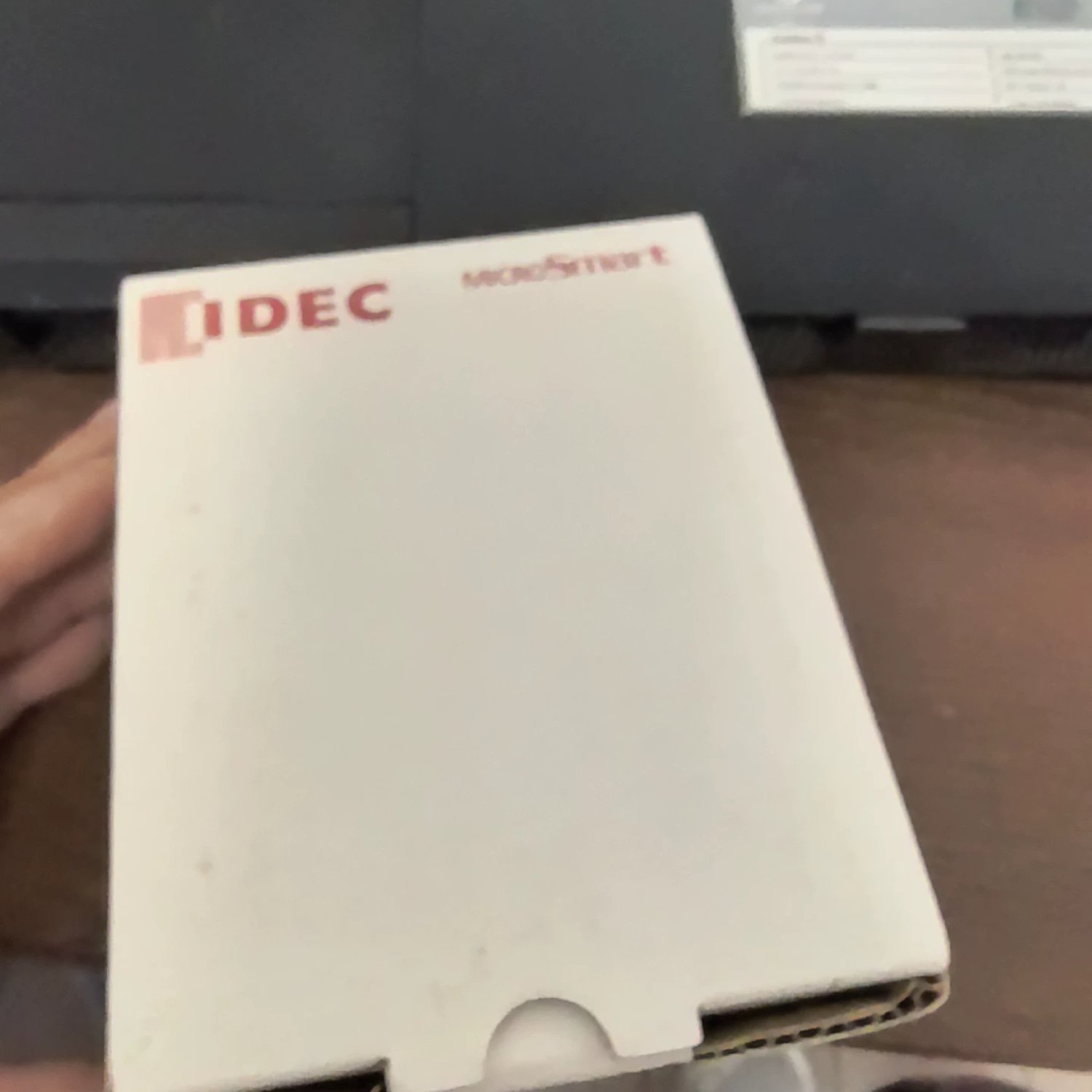 IDEC FC6A-M08BR1 Digital I/O Module (MicroSmart FC6A) - Image 2