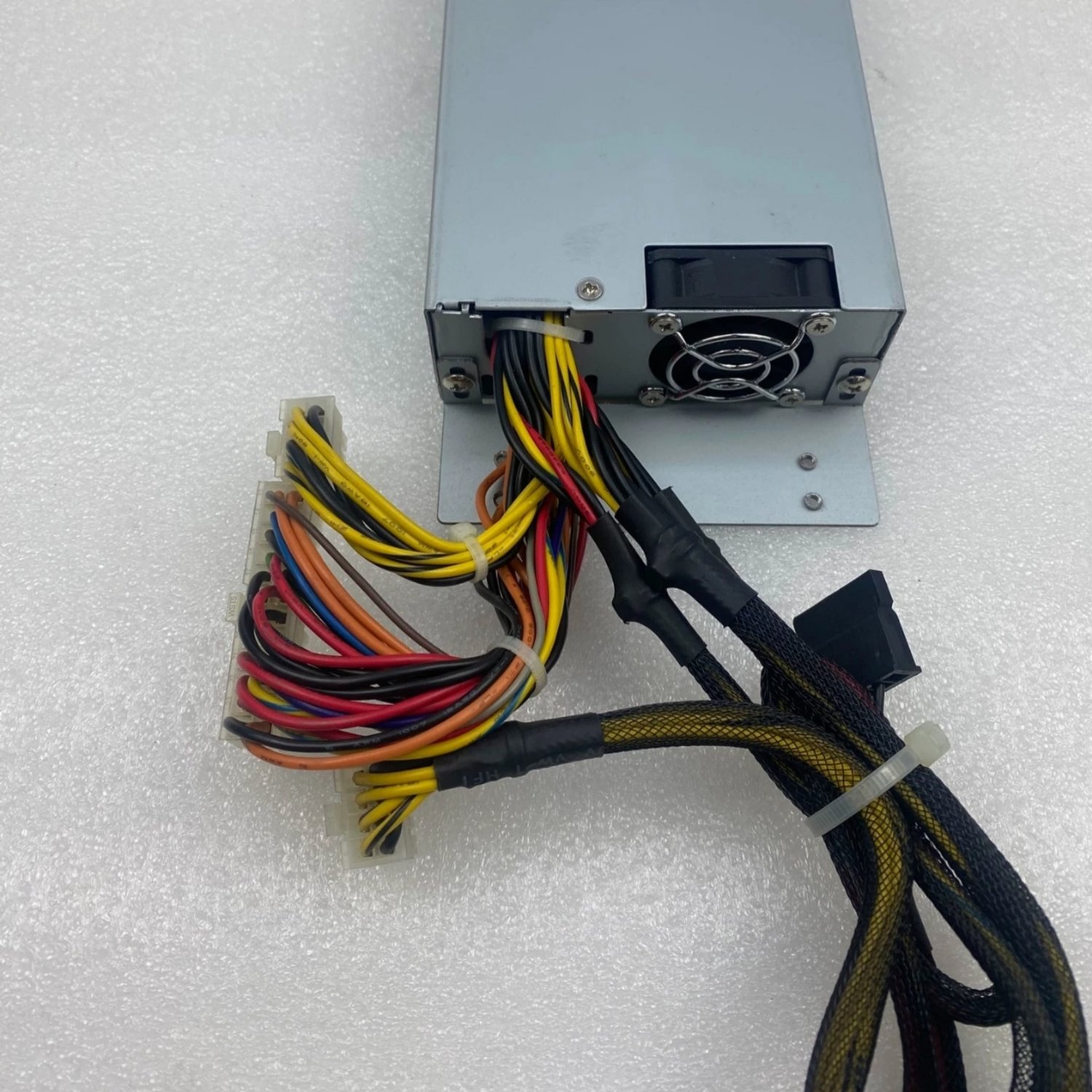 FSP FSP460-701UH Server Power Supply (FSP) - Image 4