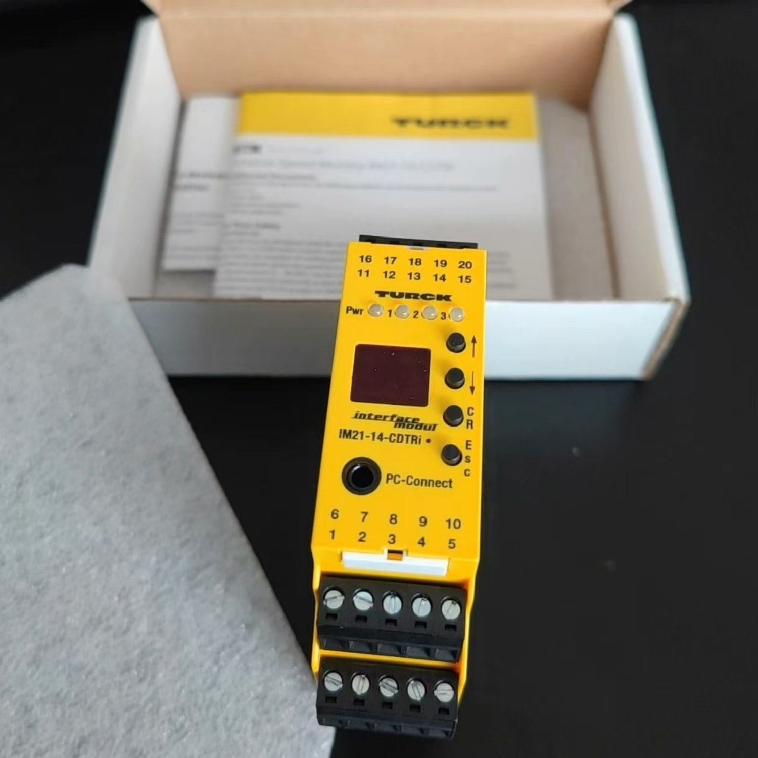TURCK IM21-14-CDTRI 7505650 Rotation Speed Monitor (IM21) - Image 2