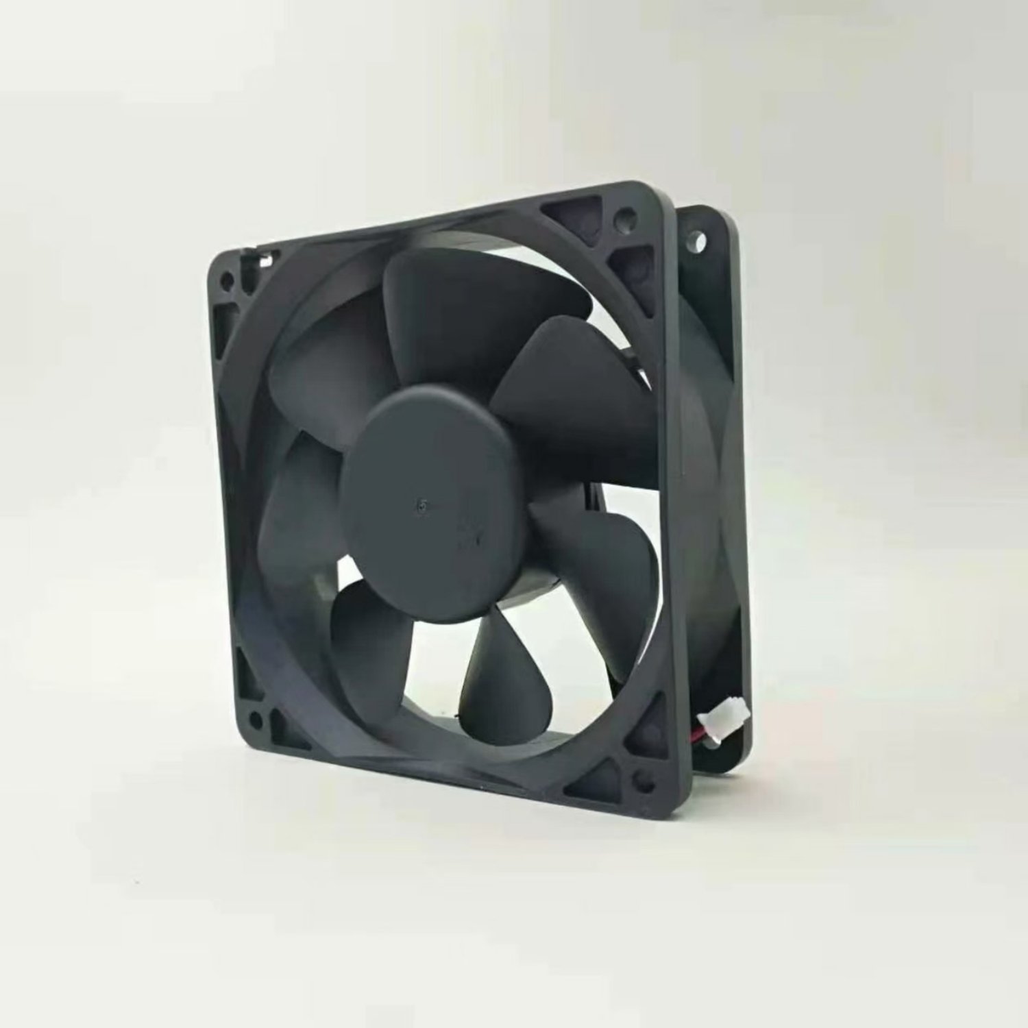 SUNON KDE2412PMB1-6A DC Brushless Axial Fan (KDE Series) - Image 3