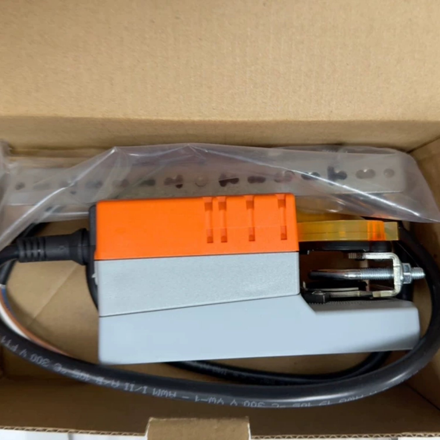 BELIMO LM230A Damper Actuator (LM Series) - Image 3