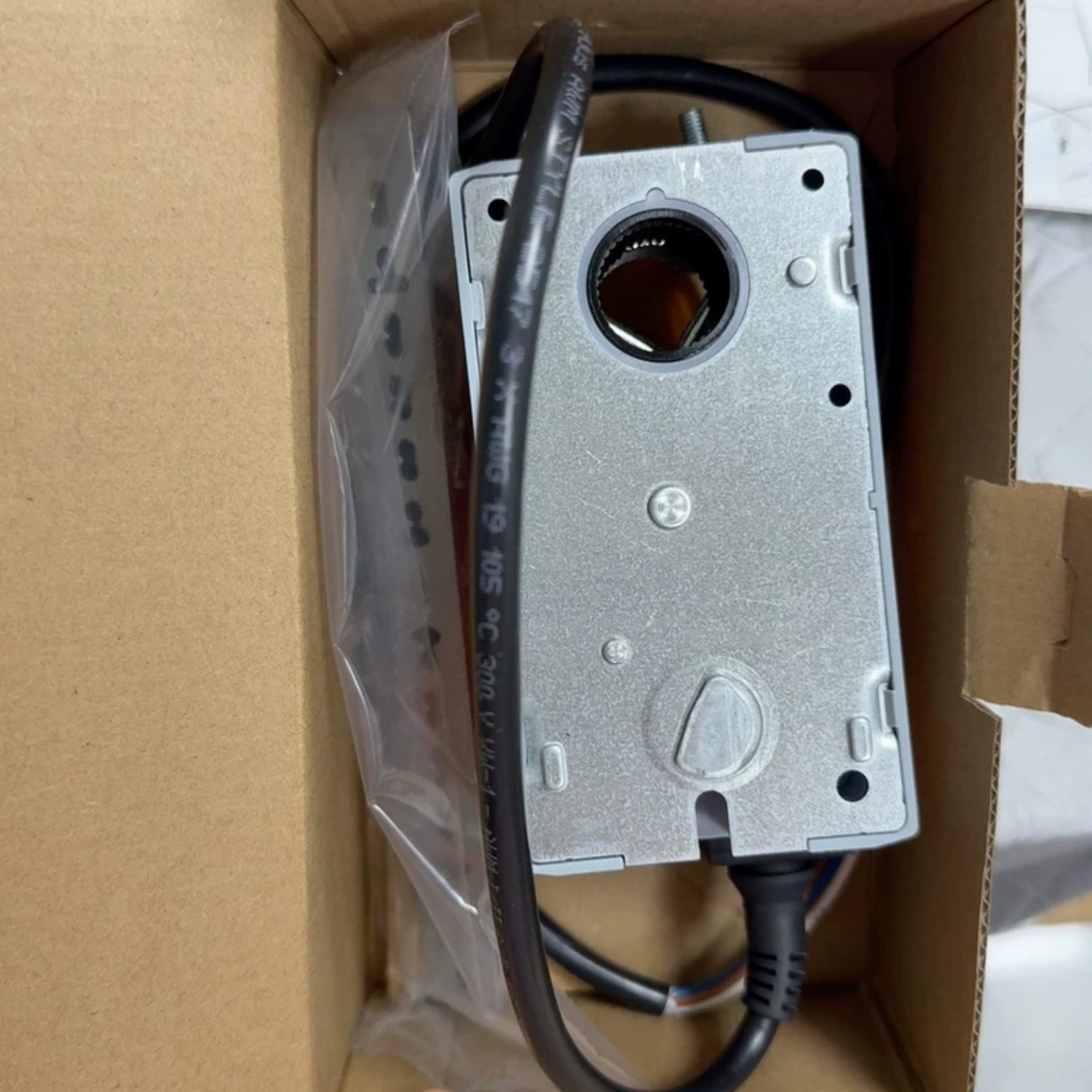 BELIMO LM230A Damper Actuator (LM Series) - Image 4