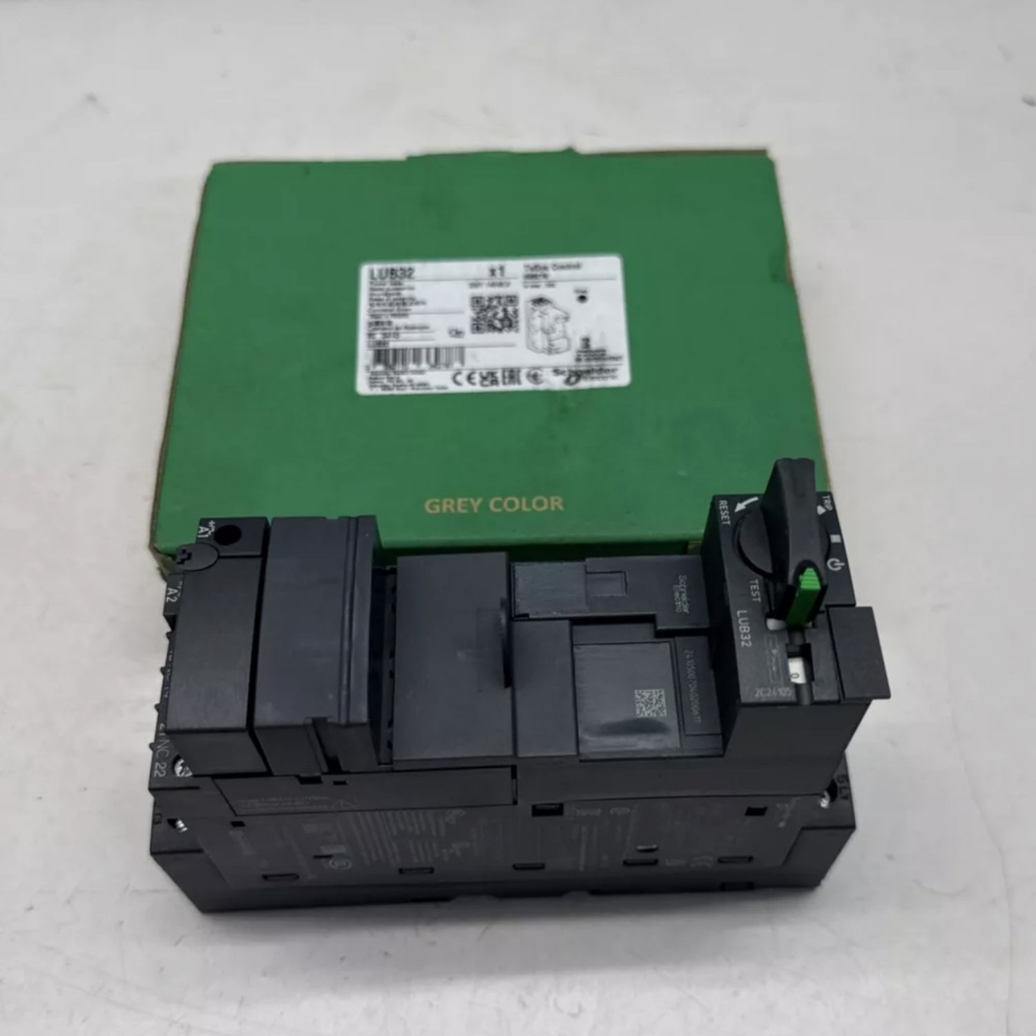 SCHNEIDER LUB32 Power Base (TeSys U) - Image 2