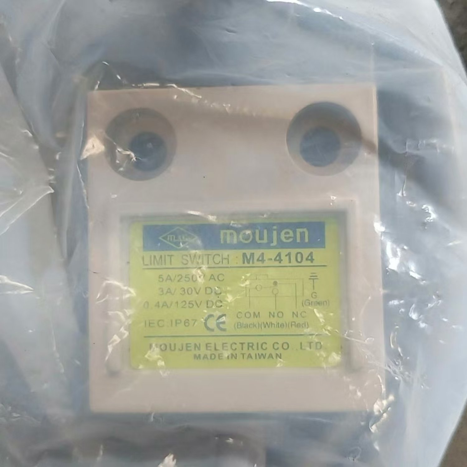 MOUJEN M4-4104 Limit Switch