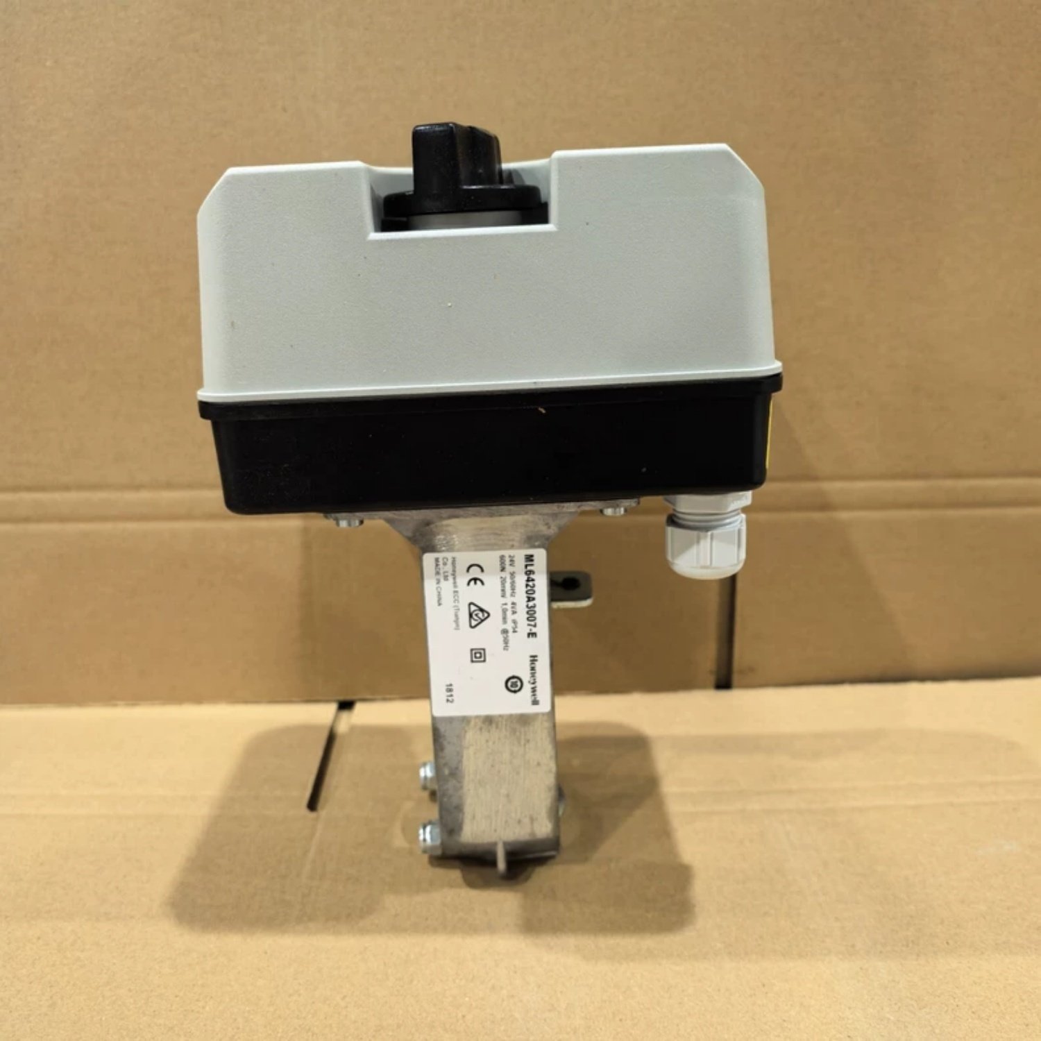 HONEYWELL ML6420A3007-E Linear Valve Actuator (ML6420 Series) - Image 2