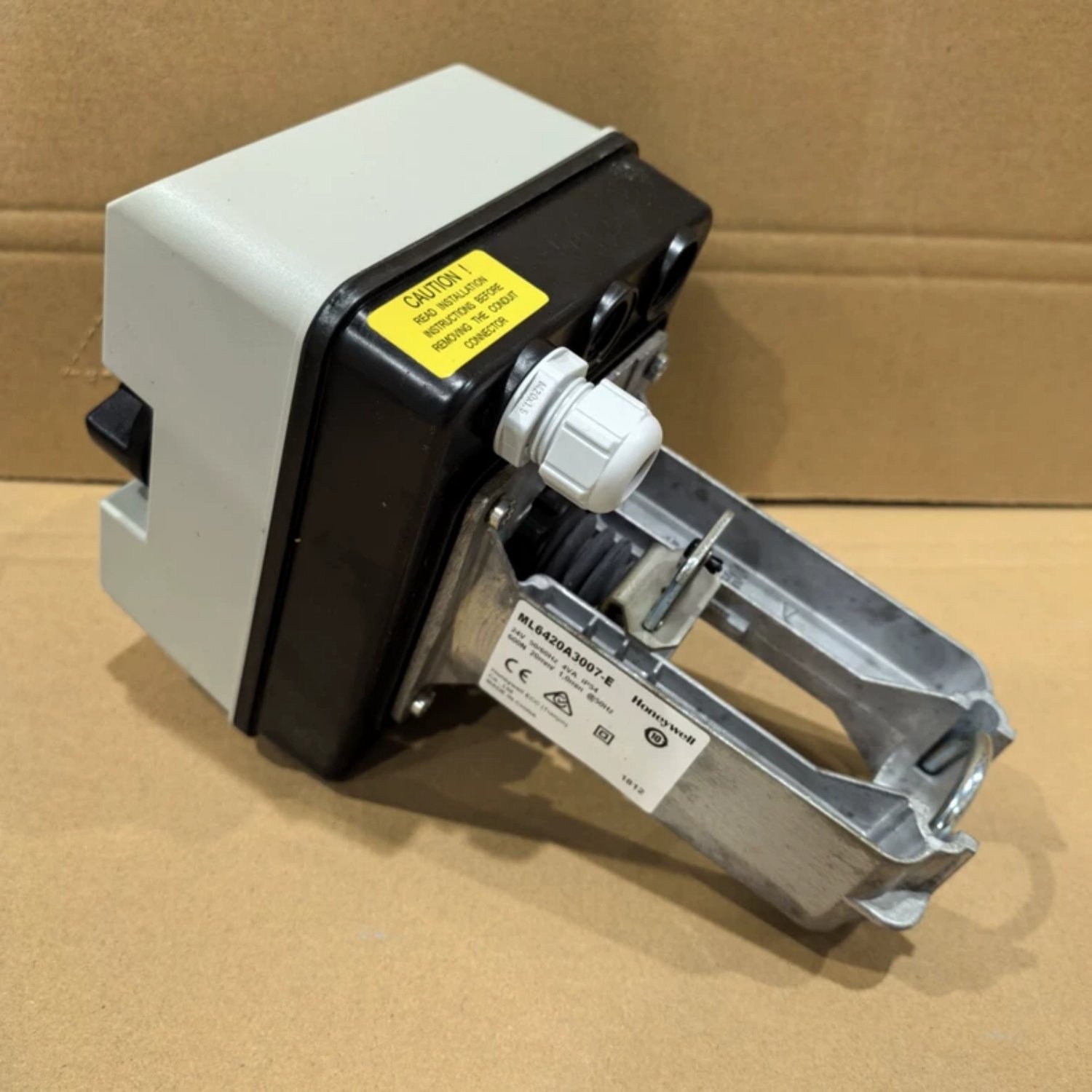 HONEYWELL ML6420A3007 Linear Valve Actuator (ML6420 Series) - Image 3