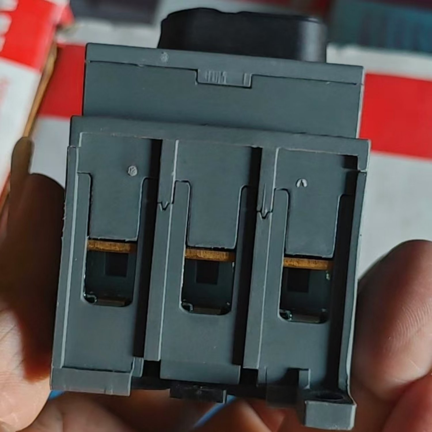 ABB OT63F3 Switch Disconnector (Load Break Switch) (SwitchLine OT) - Image 4