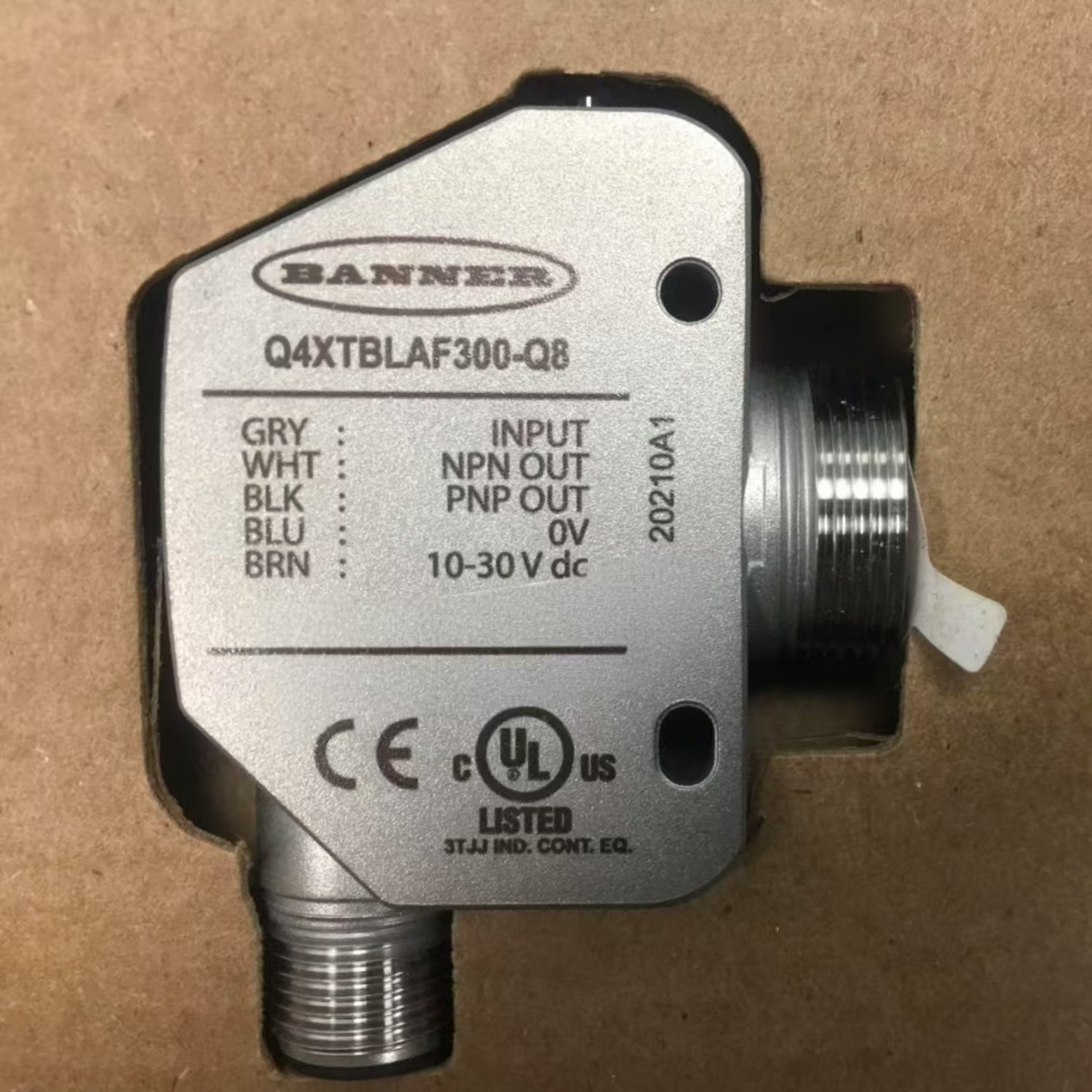 BANNER Q4XTULAF300-Q8 Laser Distance Sensor (Q4X Series) - Image 2