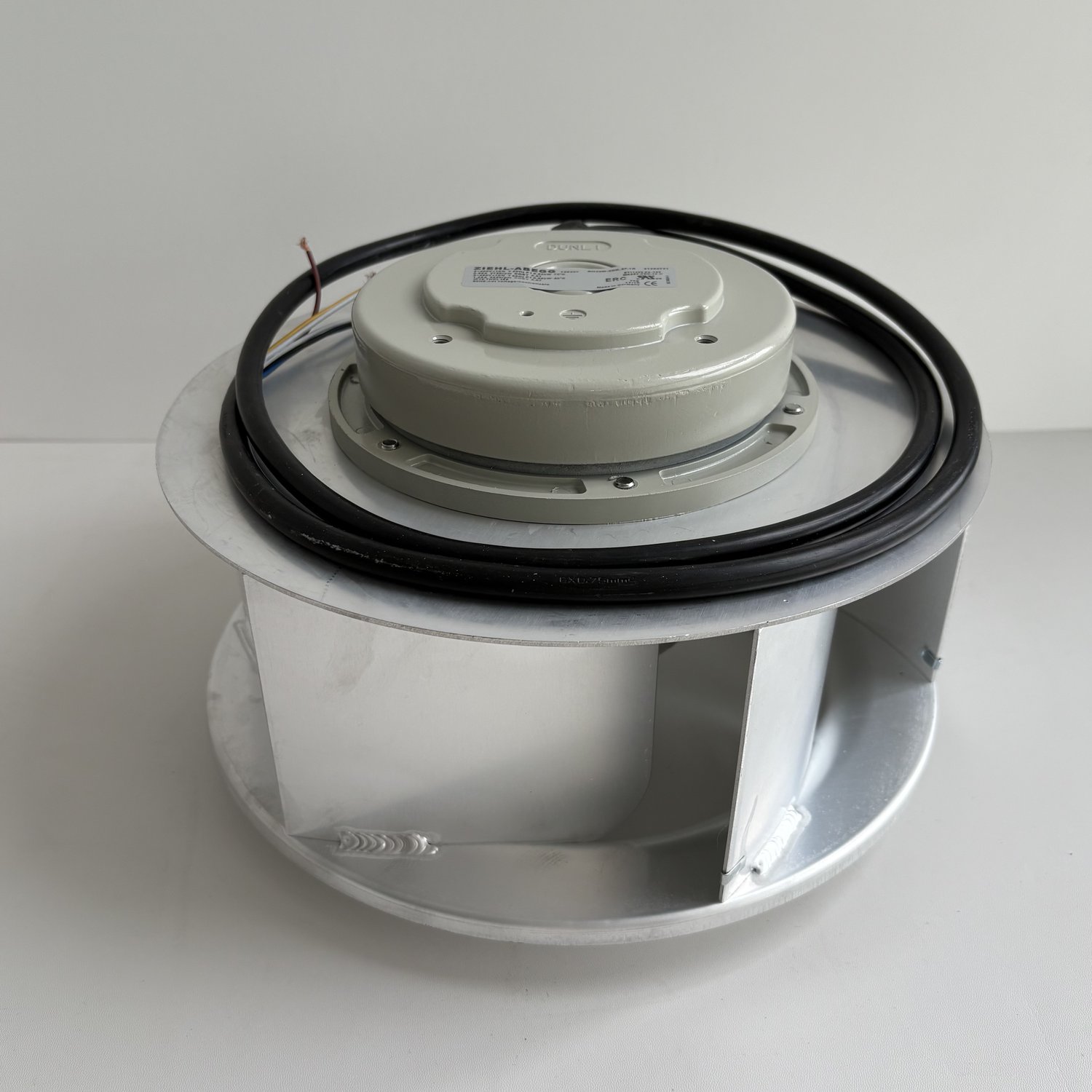 Ziehl-Abegg RH28M-2DK.3F.1R Centrifugal Radial Fan (RH28M Series)