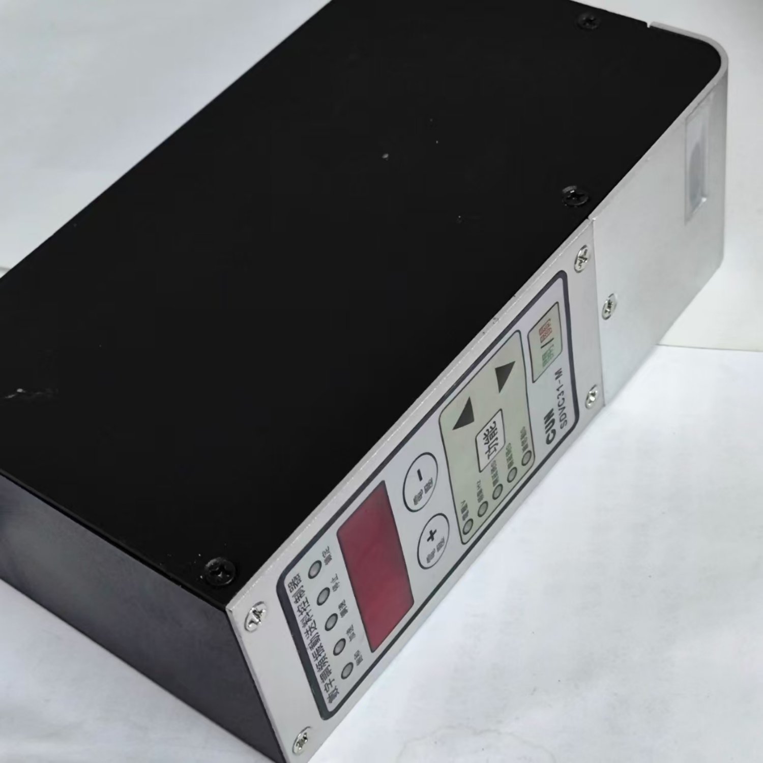 CUH SDVC31-M Vibratory Feeder Controller (SDVC31 Series) - Image 4