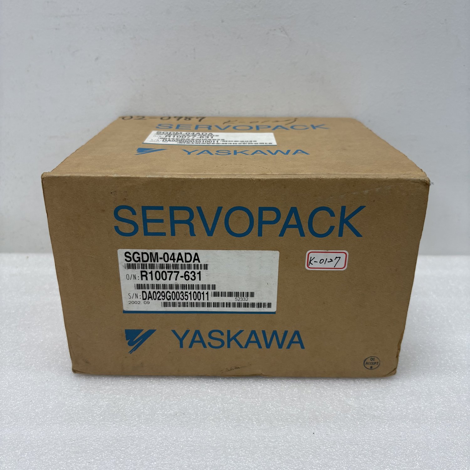 Yaskawa SGDM-04ADA AC Servo Drive Amplifier (Sigma II Series)