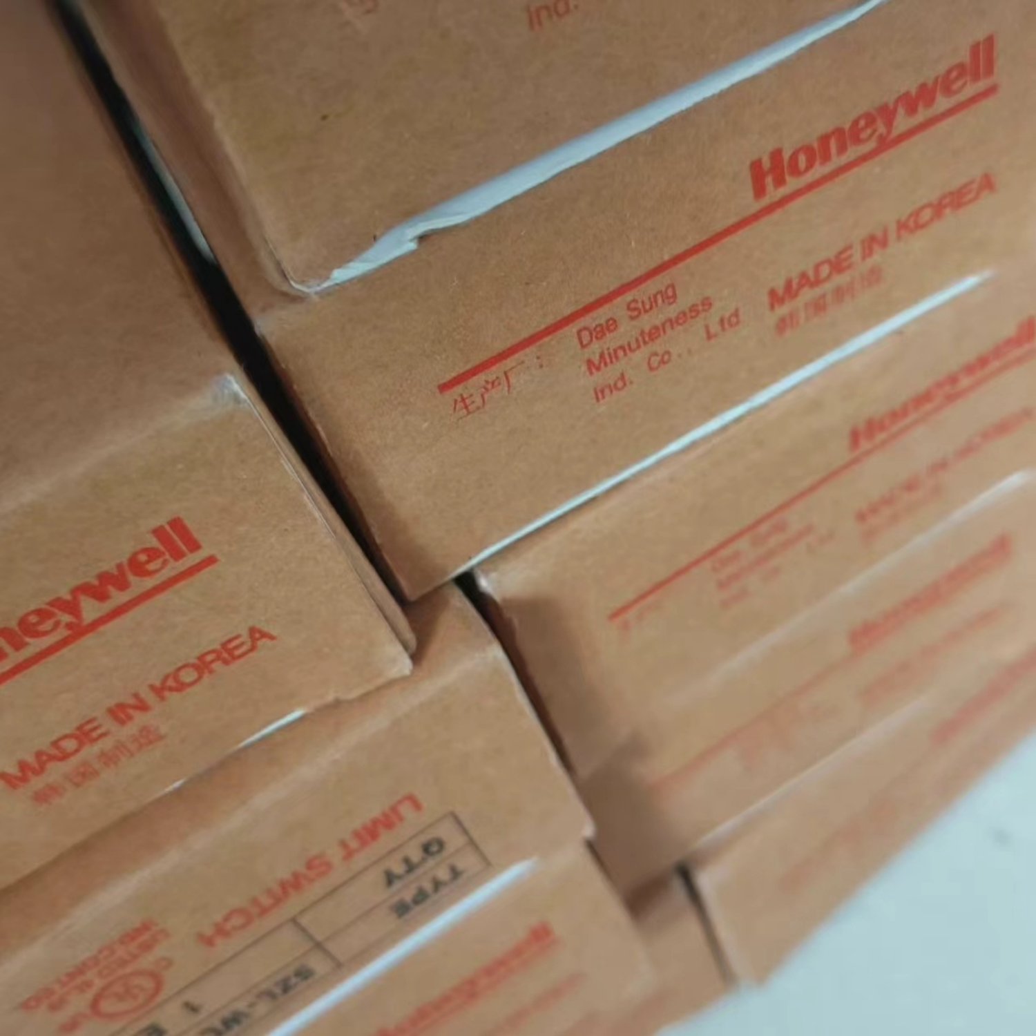 HONEYWELL SZL-WLC-B Limit Switch (MICRO SWITCH SZL) - Image 8