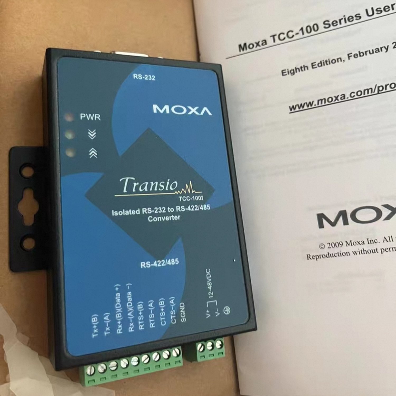 MOXA TCC-100I Serial Media Converter (TCC-100) - Image 3