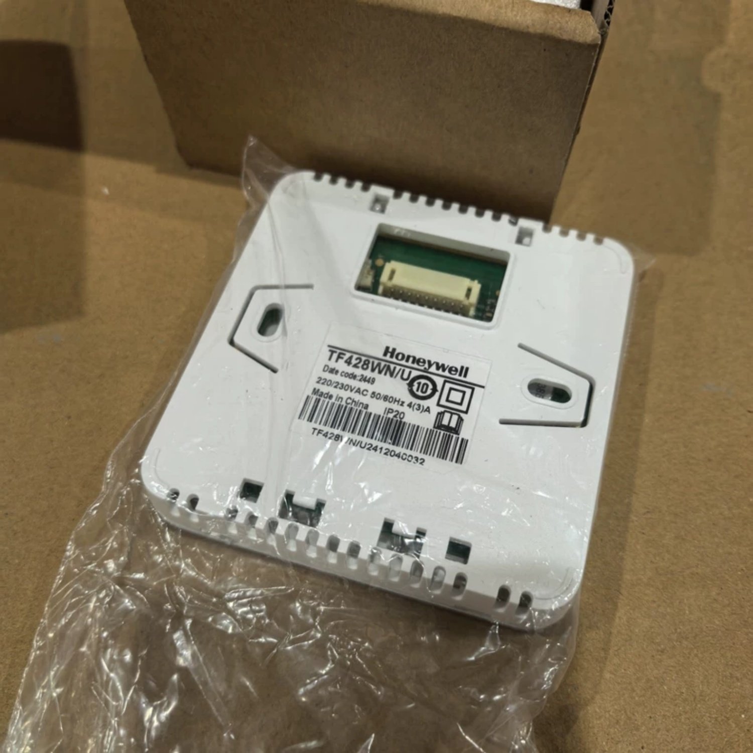 HONEYWELL TF428WN/U Fan Coil Thermostat (TF428 Series) - Image 5