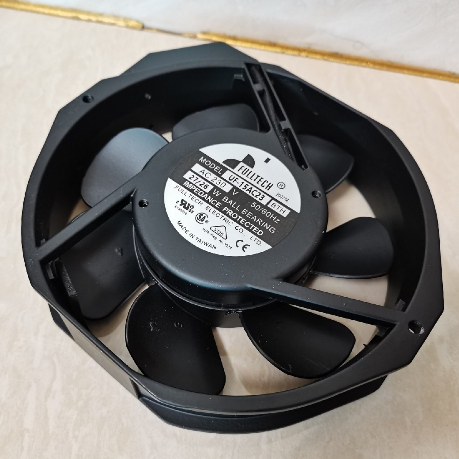 FULLTECH UF-15AC23 BTH AC230V High-Performance AC Axial Cooling Fan (UF-15AC Series)