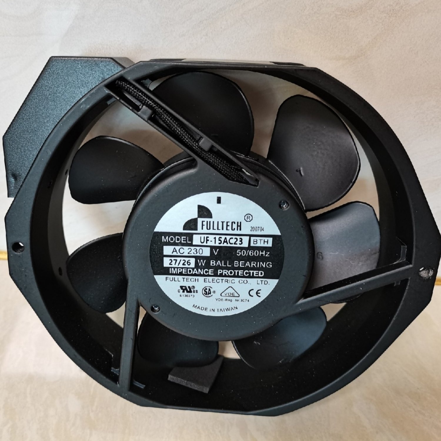 FULLTECH UF-15AC23 BTH AC230V High-Performance AC Axial Cooling Fan (UF-15AC Series) - Image 4