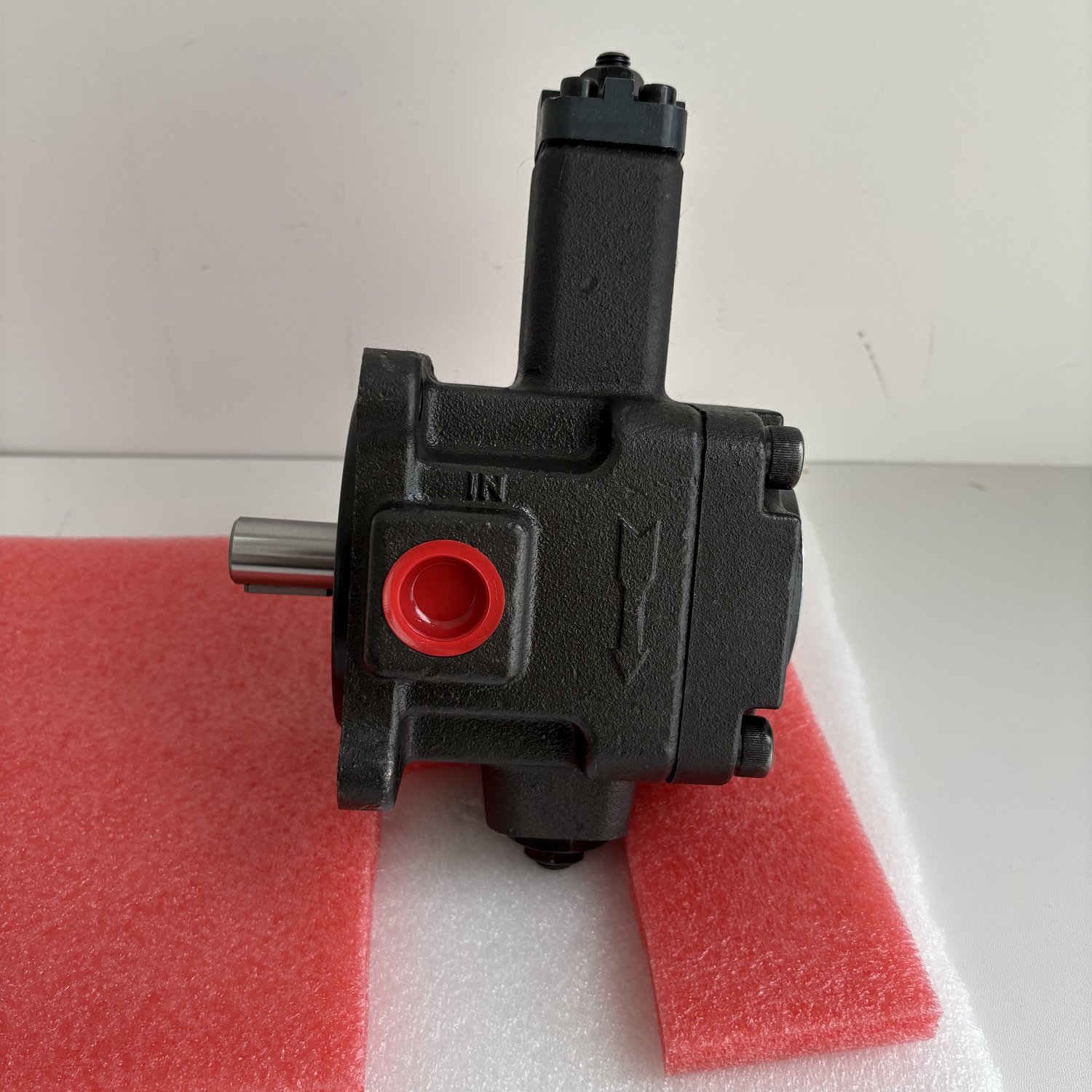 CML VCM-SF-30C-20 Variable Displacement Vane Pump (VCM Series) - Image 2