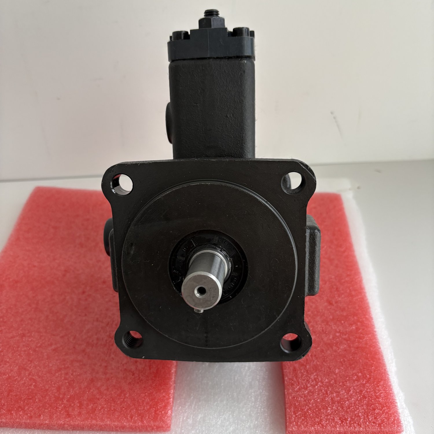 CML VCM-SF-30C-20 Variable Displacement Vane Pump (VCM Series) - Image 4