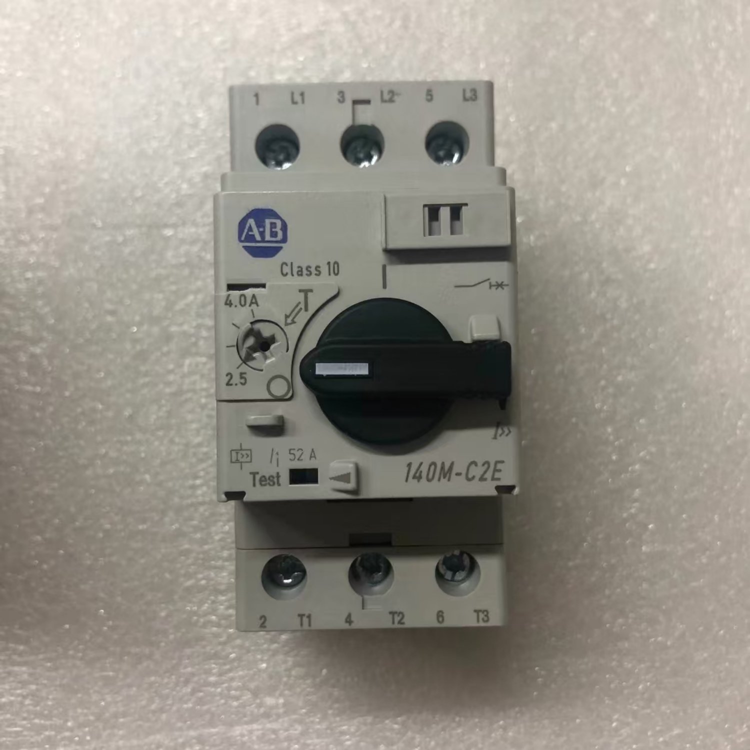 ALLEN-BRADLEY 140M-C2E-B40