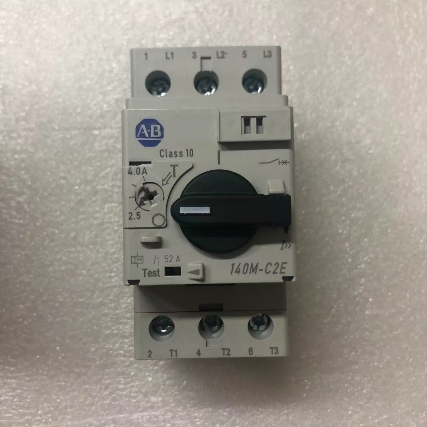 ALLEN-BRADLEY 140M-C2E-B40