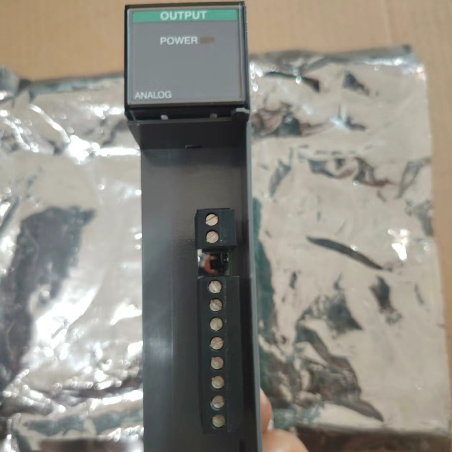 Allen-Bradley 1746-NIO4I Combination Analog I/O Module - Image 3