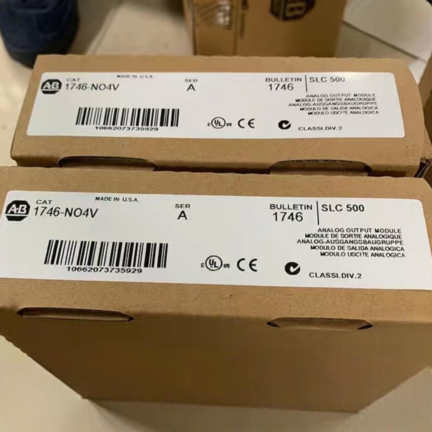 Allen-Bradley 1746-NO4V Analog Voltage Output Module