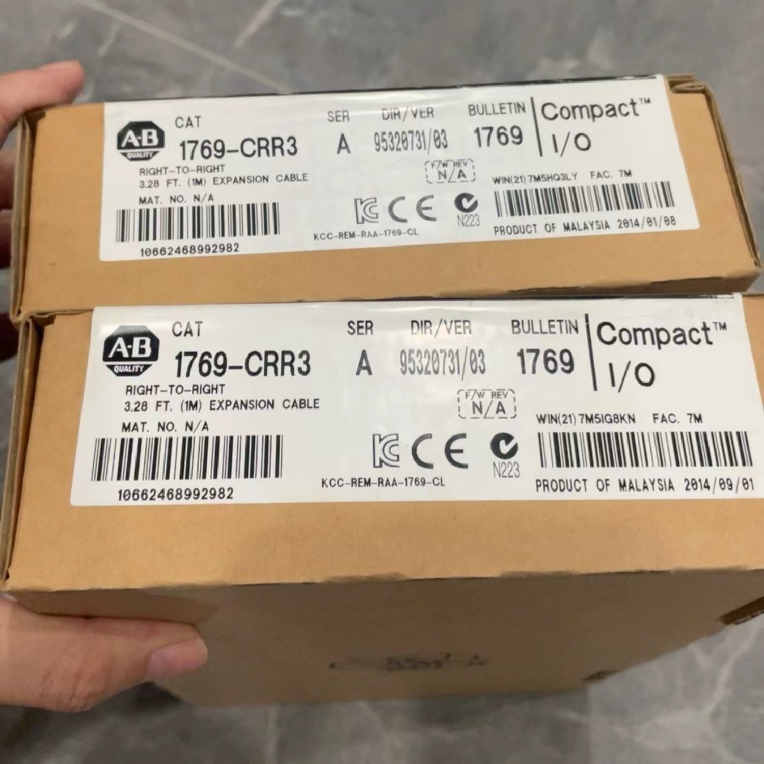 Allen-Bradley 1769-CRR3 I/O Expansion Cable - Image 3