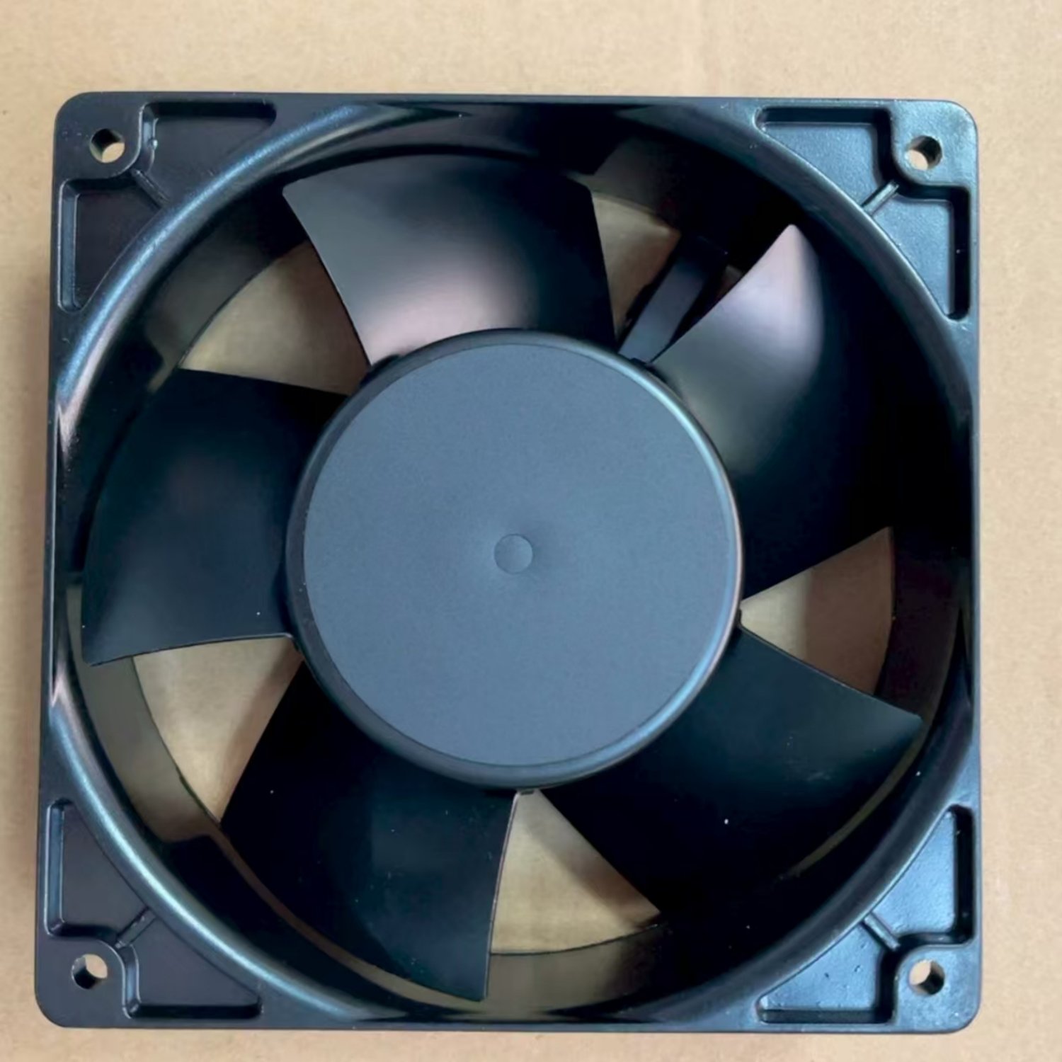4E-230B 02 230V BI-SONIC AC Axial Cooling Fan - Image 2