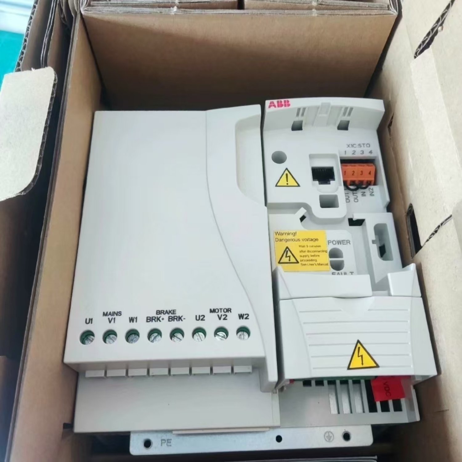 ABB ACS355-01E-06A7-2 General Purpose AC Drive - Image 5