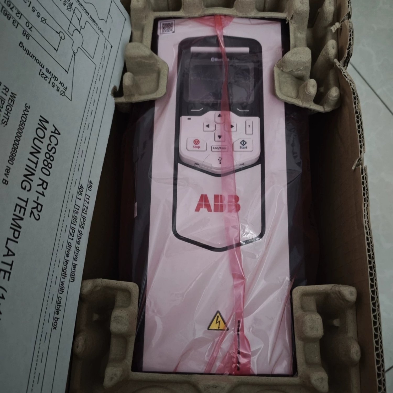 ABB ACS880-01-045A-3 Industrial AC Drive - Image 2