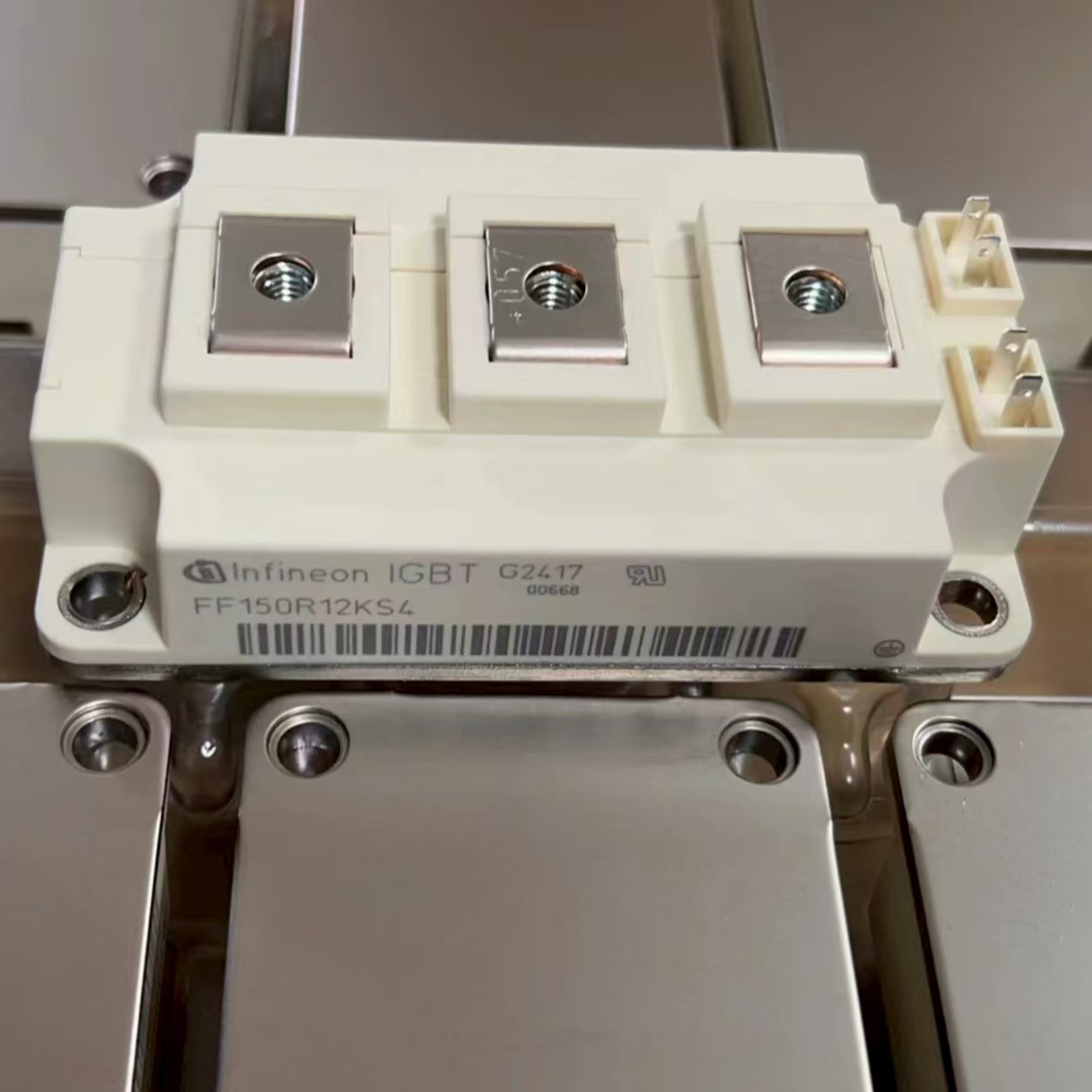 INFINEON FF150R12KS4 IGBT Power Module